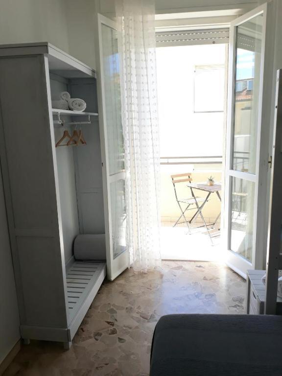 La Casa Al Mare Lägenhet Rimini Exteriör bild