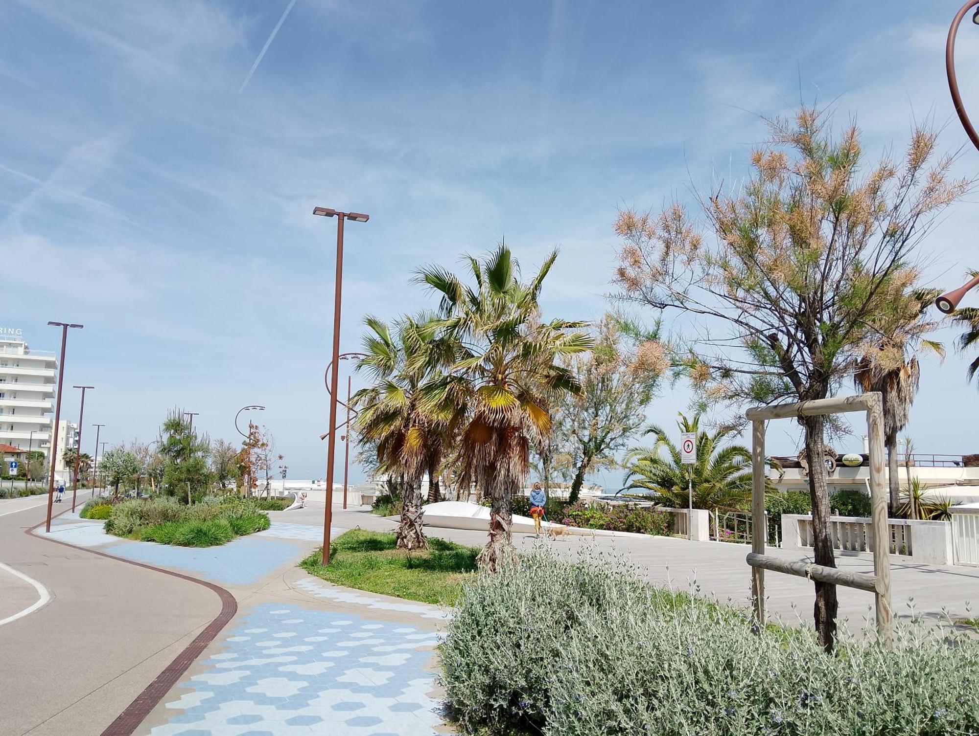 La Casa Al Mare Lägenhet Rimini Exteriör bild